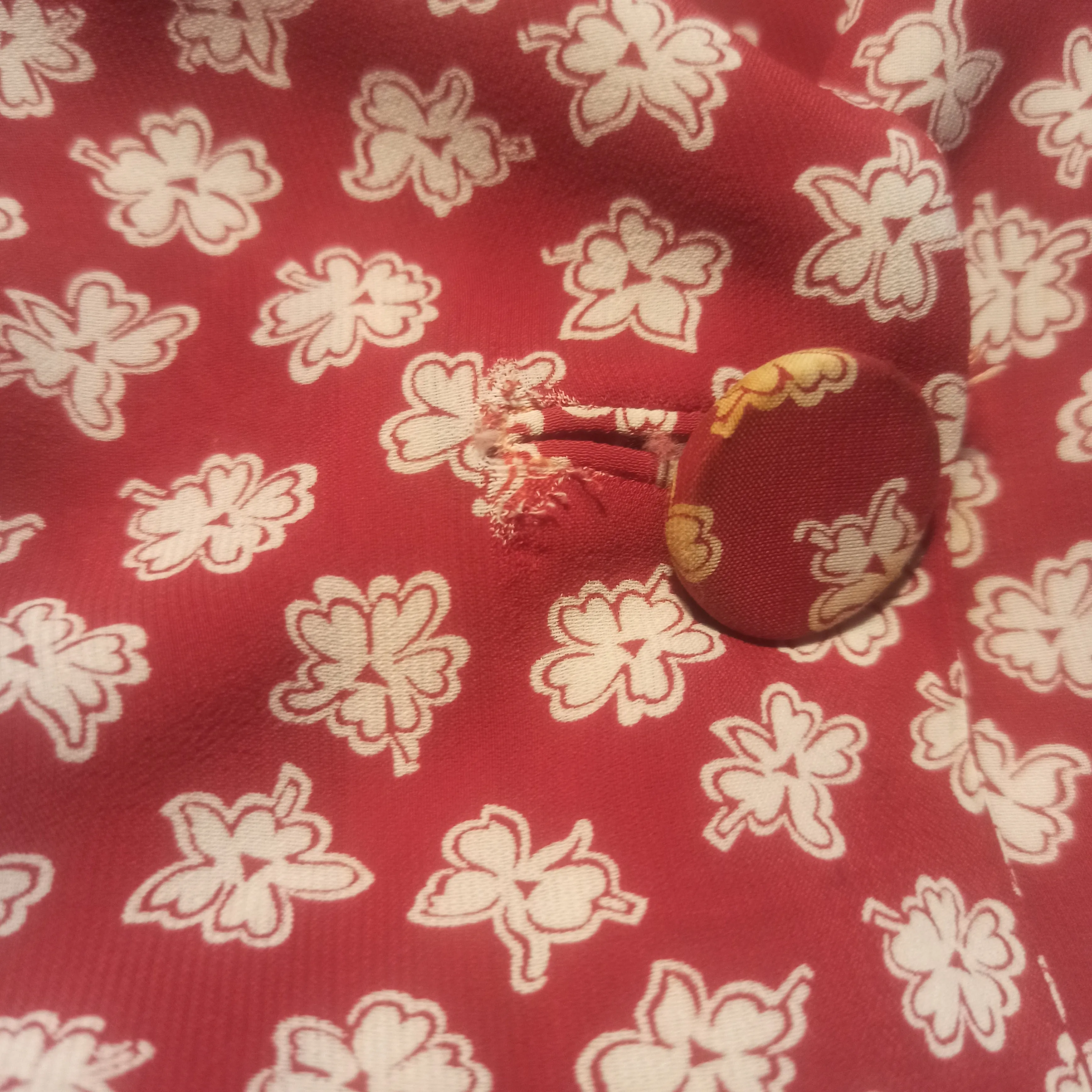 1940s - Beautiful Red Floral Rayon Crepe 2pc Suit - W31 (80cm)