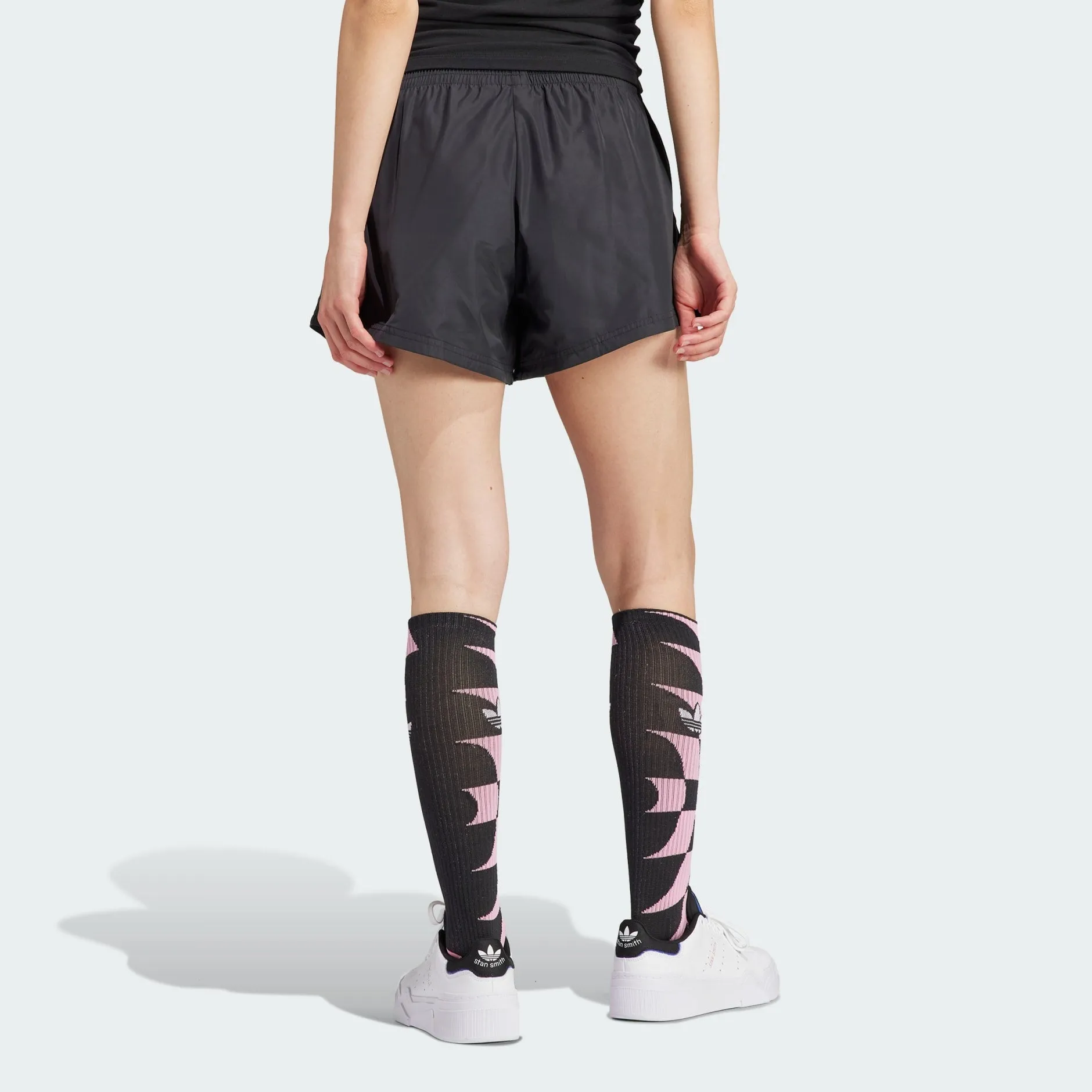 ADIDAS SIDE GRAPHICS HIGH-WAISTED SHORTS - II5625