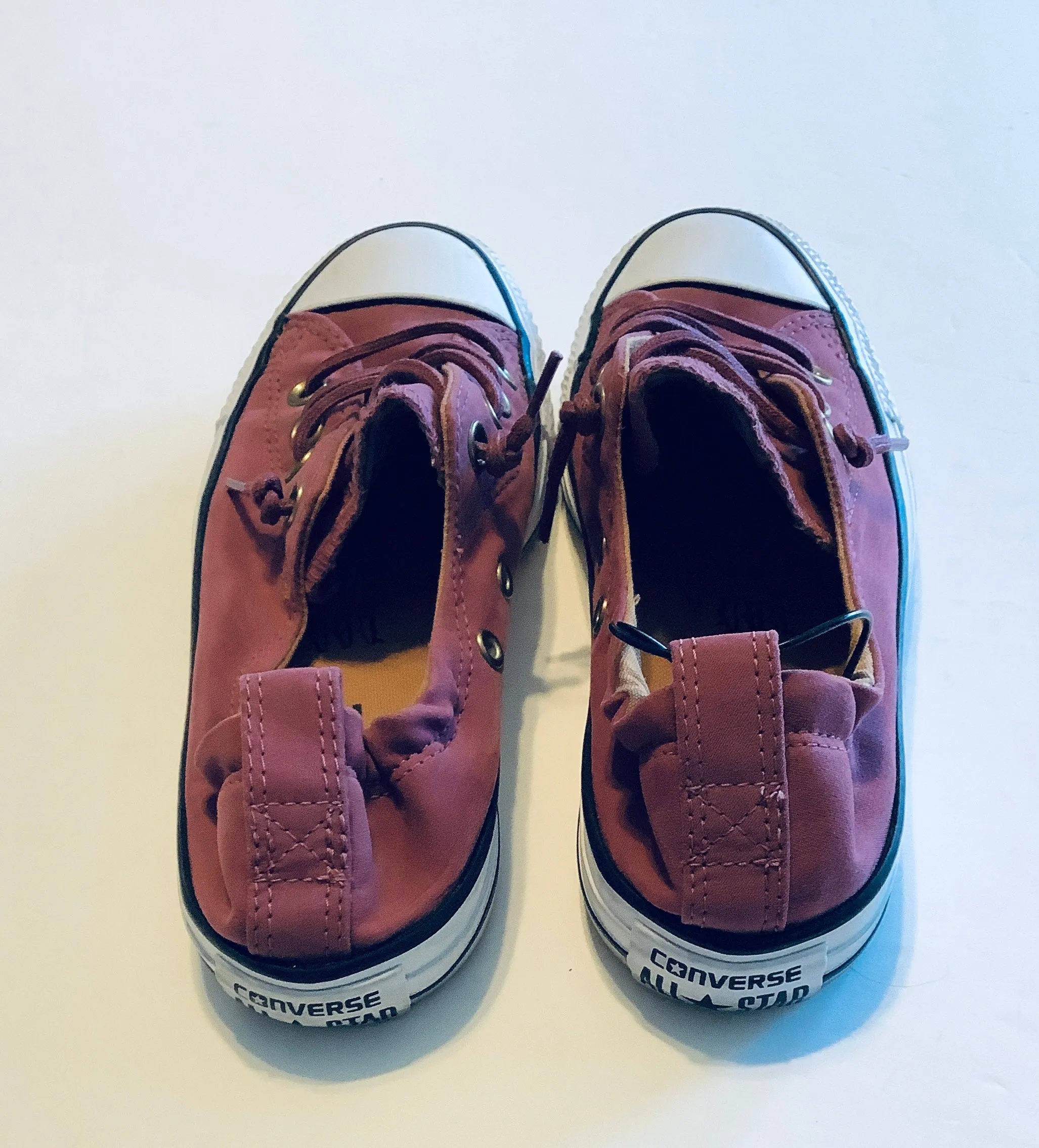 Shoes Flats By Converse In Maroon, Size: 6.5