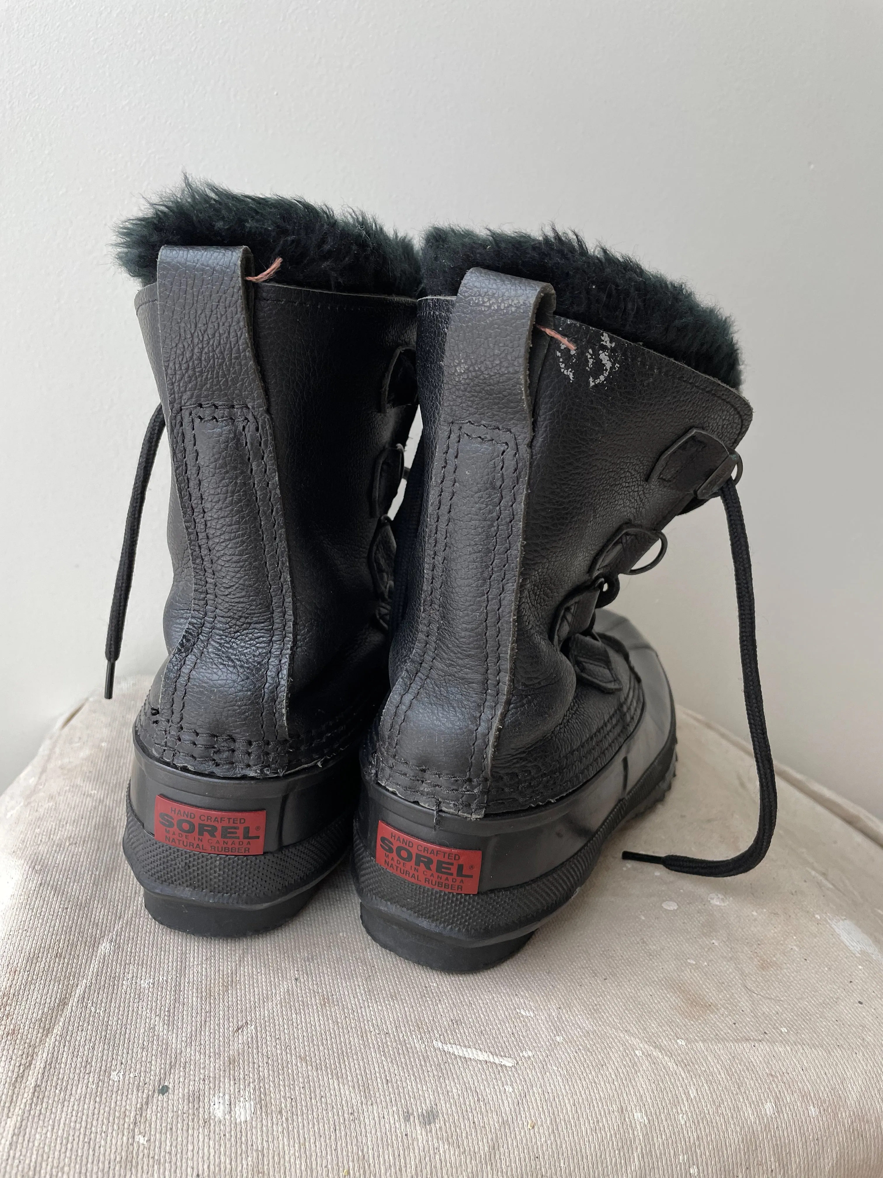 SOREL WINTER BOOTS—BLACK [8W]