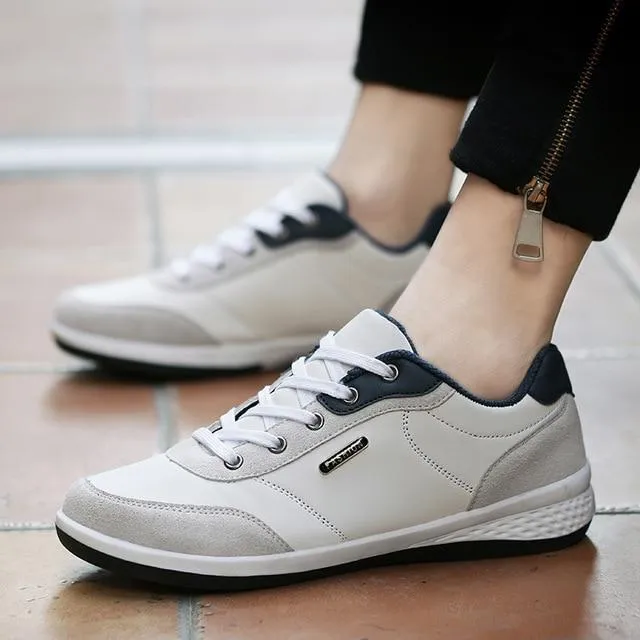 Spring Men Shoes New Lace-Up Man Fashion Microfiber Leather Men Casual Black White Outdoor Sneakers