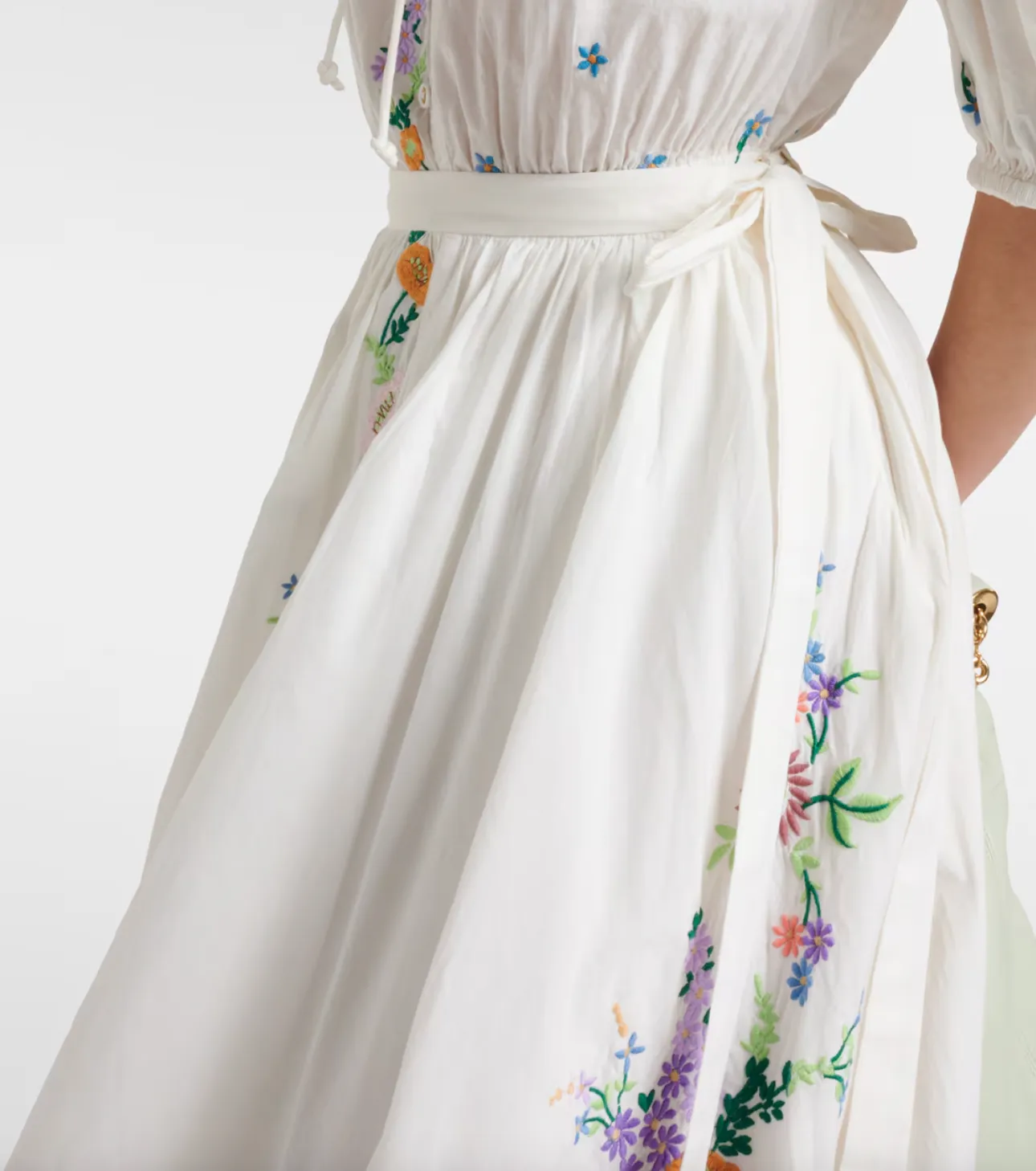 Willa Embroidered Set